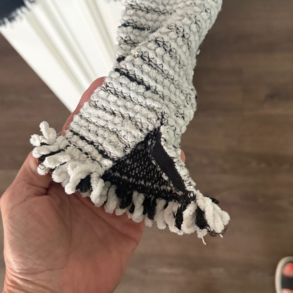 NIC+ZOE White and Black Open-Front Fringe-Trim Knit Cardigan - Picture 8 of 10